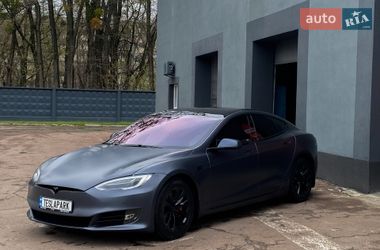 Ліфтбек Tesla Model S 2019 в Києві