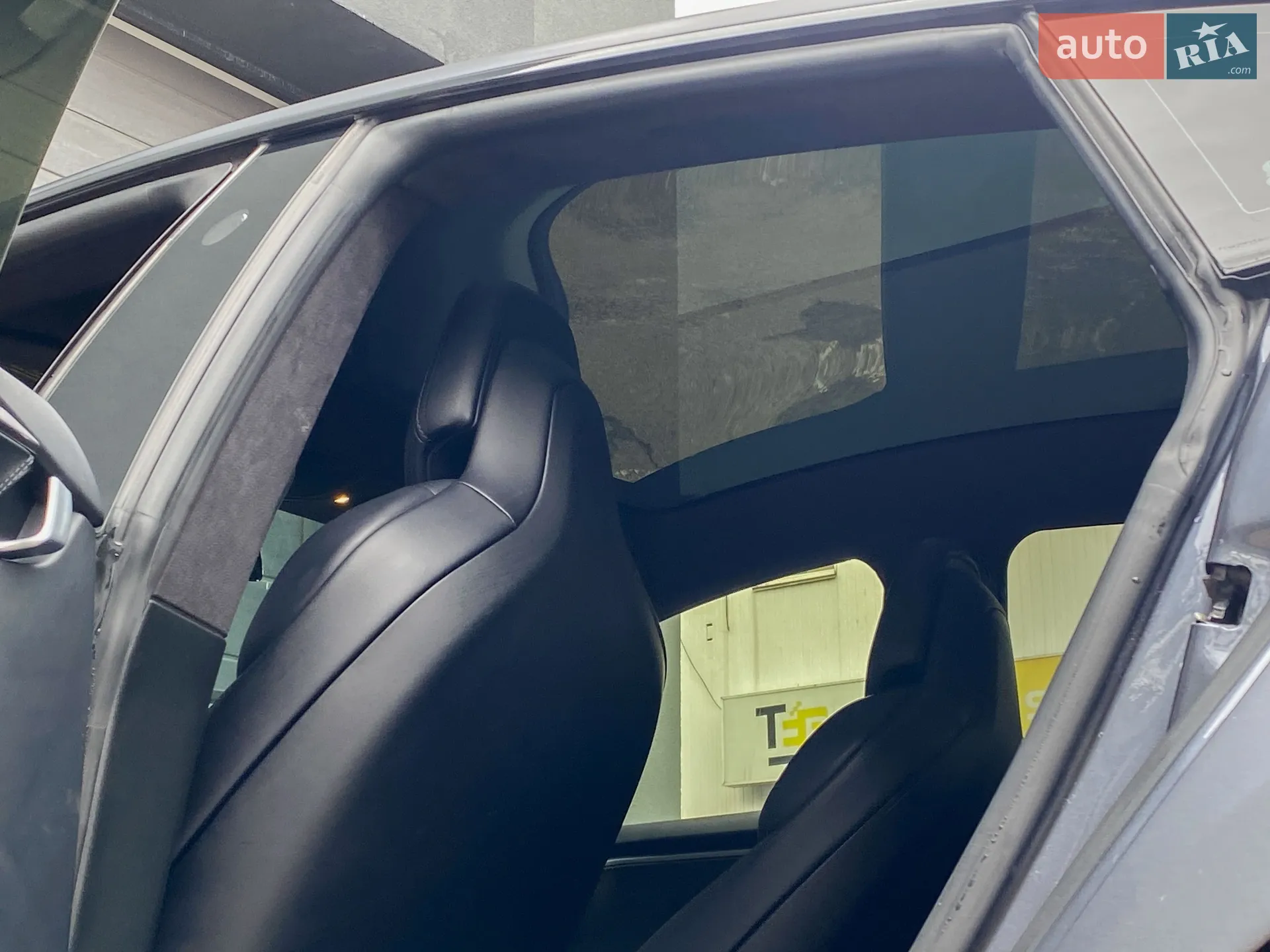 2019 Tesla Model S - мініатюра 16
