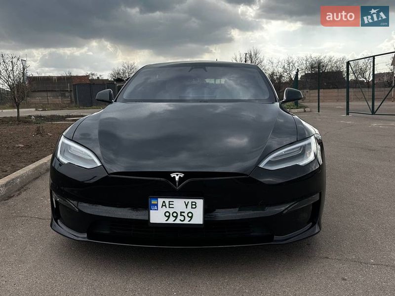 Лифтбек Tesla Model S 2021 в Кривом Роге