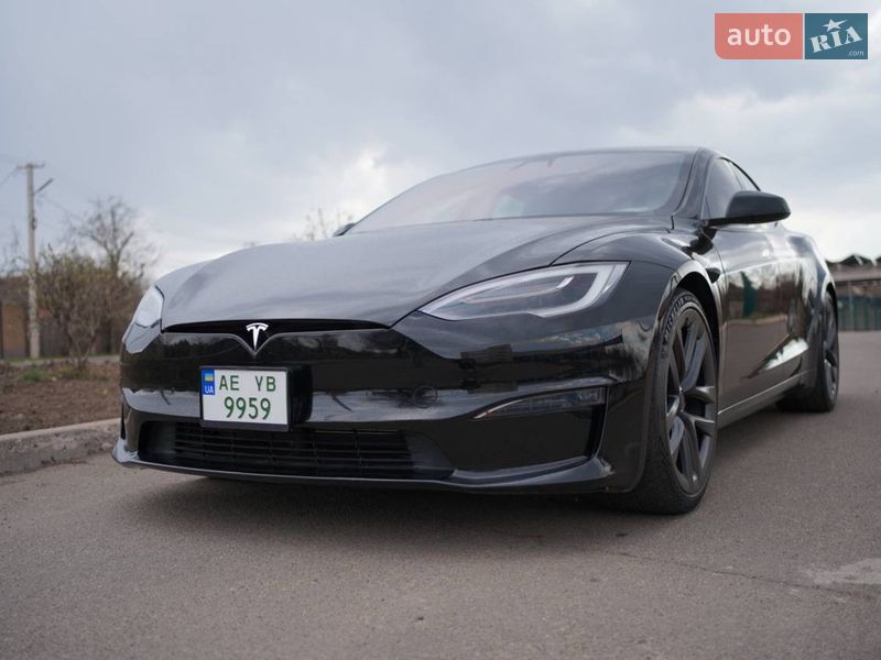 Лифтбек Tesla Model S 2021 в Кривом Роге
