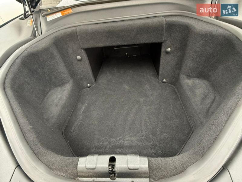 Лифтбек Tesla Model S 2014 в Кременчуге