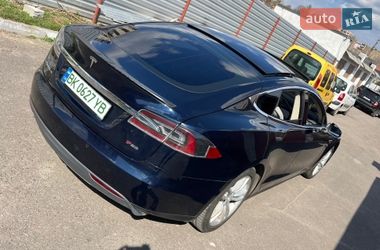 Ліфтбек Tesla Model S 2014 в Рівному
