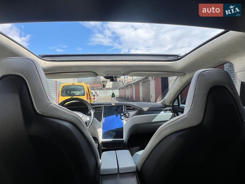 Лифтбек Tesla Model S 2014 в Ровно фото 13 Лифтбек Tesla Model S 2014 в Ровно