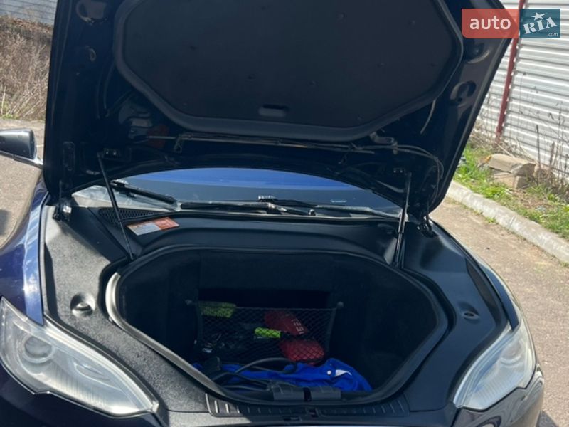Лифтбек Tesla Model S 2014 в Ровно фото 12 Лифтбек Tesla Model S 2014 в Ровно