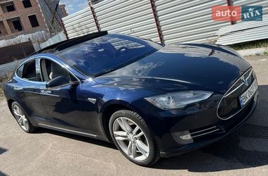 Лифтбек Tesla Model S 2014 в Ровно фото 7 Лифтбек Tesla Model S 2014 в Ровно