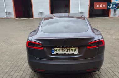 Лифтбек Tesla Model S 2019 в Сумах
