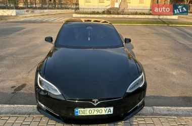 Лифтбек Tesla Model S 2018 в Николаеве