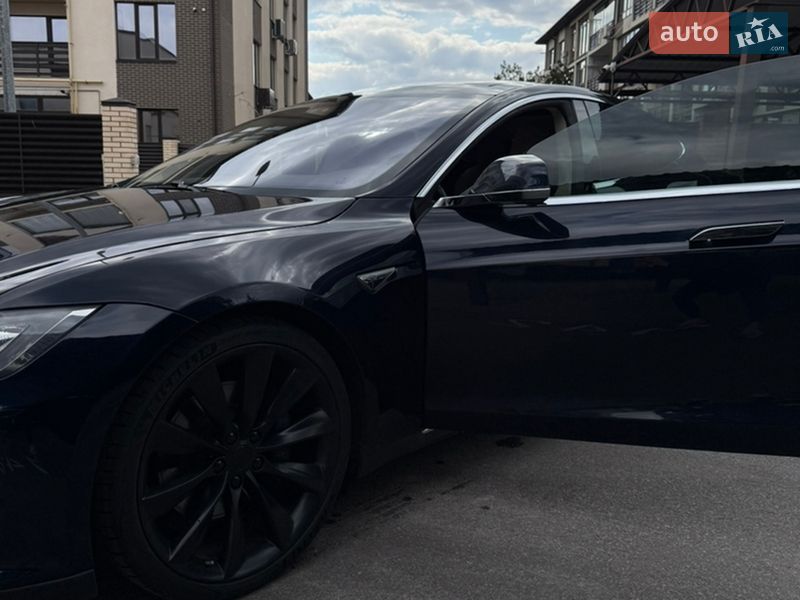 Лифтбек Tesla Model S 2013 в Харькове
