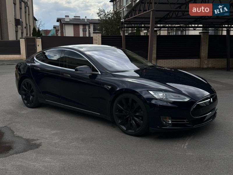 Лифтбек Tesla Model S 2013 в Харькове