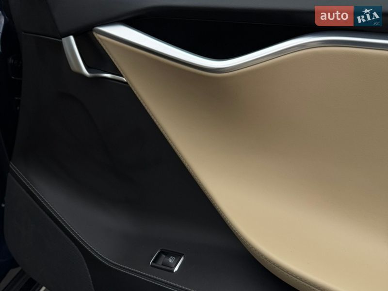 Лифтбек Tesla Model S 2013 в Харькове