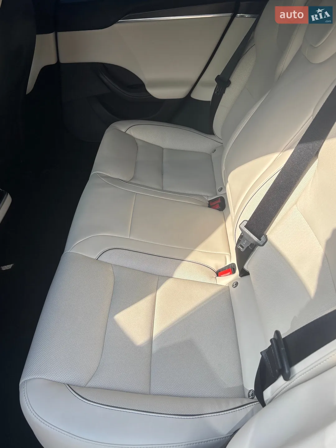2021 Tesla Model S - мініатюра 11