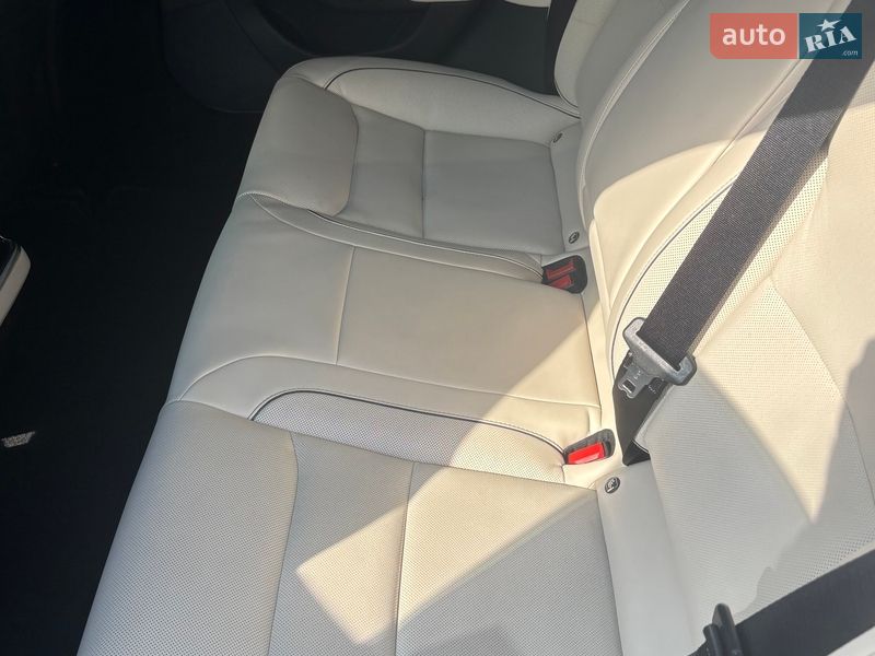 Лифтбек Tesla Model S 2021 в Ровно фото 11 Лифтбек Tesla Model S 2021 в Ровно