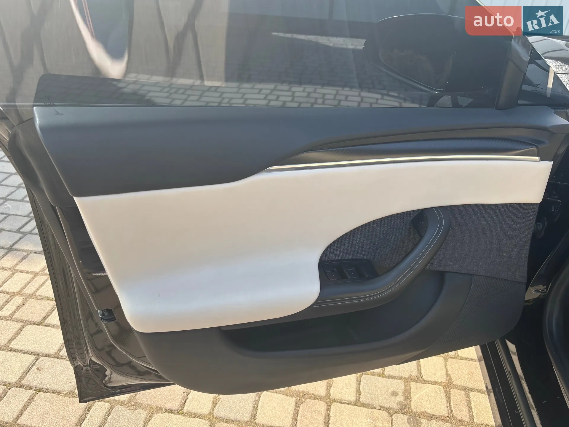2021 Tesla Model S - мініатюра 13