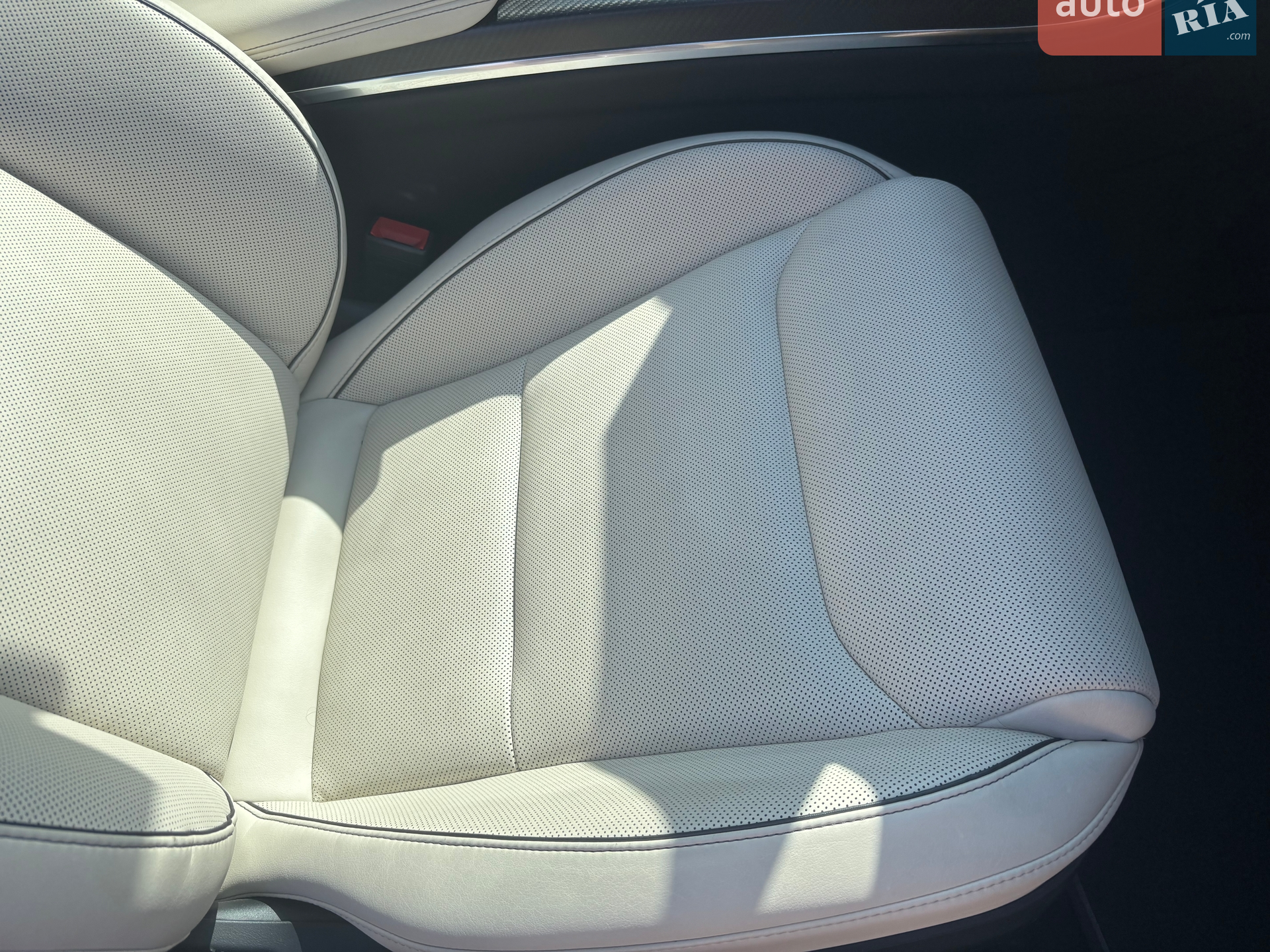 2021 Tesla Model S - мініатюра 19