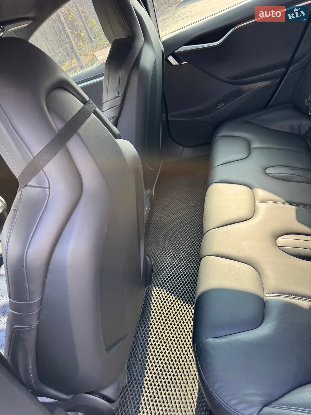 2016 Tesla Model S - мініатюра 17