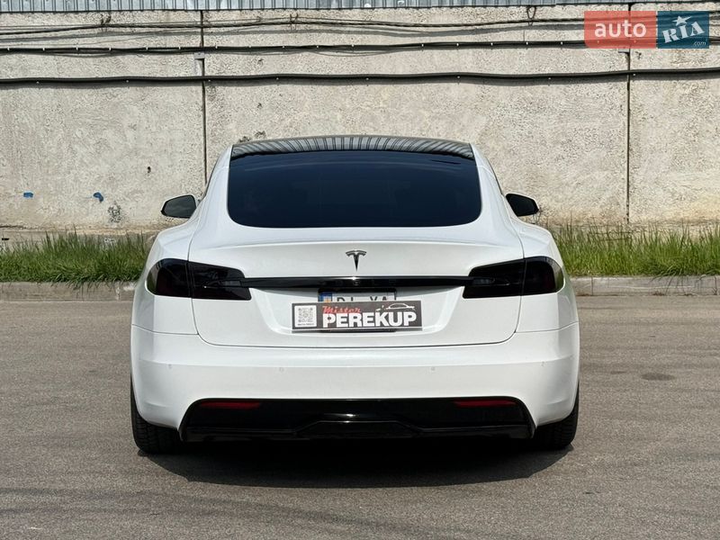 Ліфтбек Tesla Model S 2021 в Києві