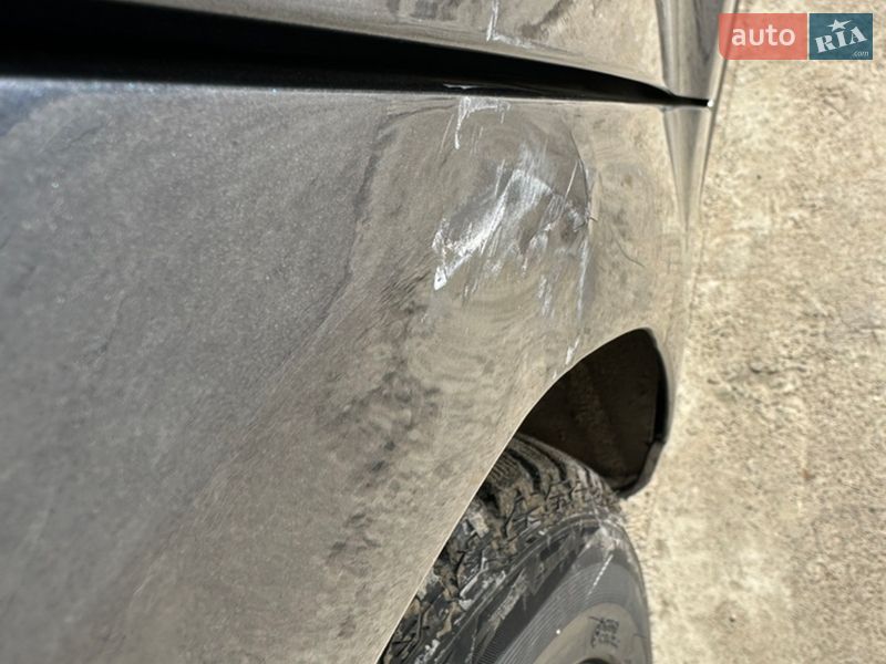 Ліфтбек Tesla Model S 2015 в Богородчанах