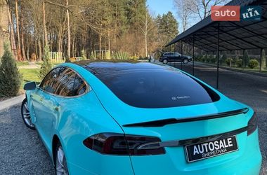 Ліфтбек Tesla Model S 2013 в Шепетівці
