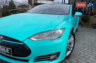 Ліфтбек Tesla Model S 2013 в Шепетівці