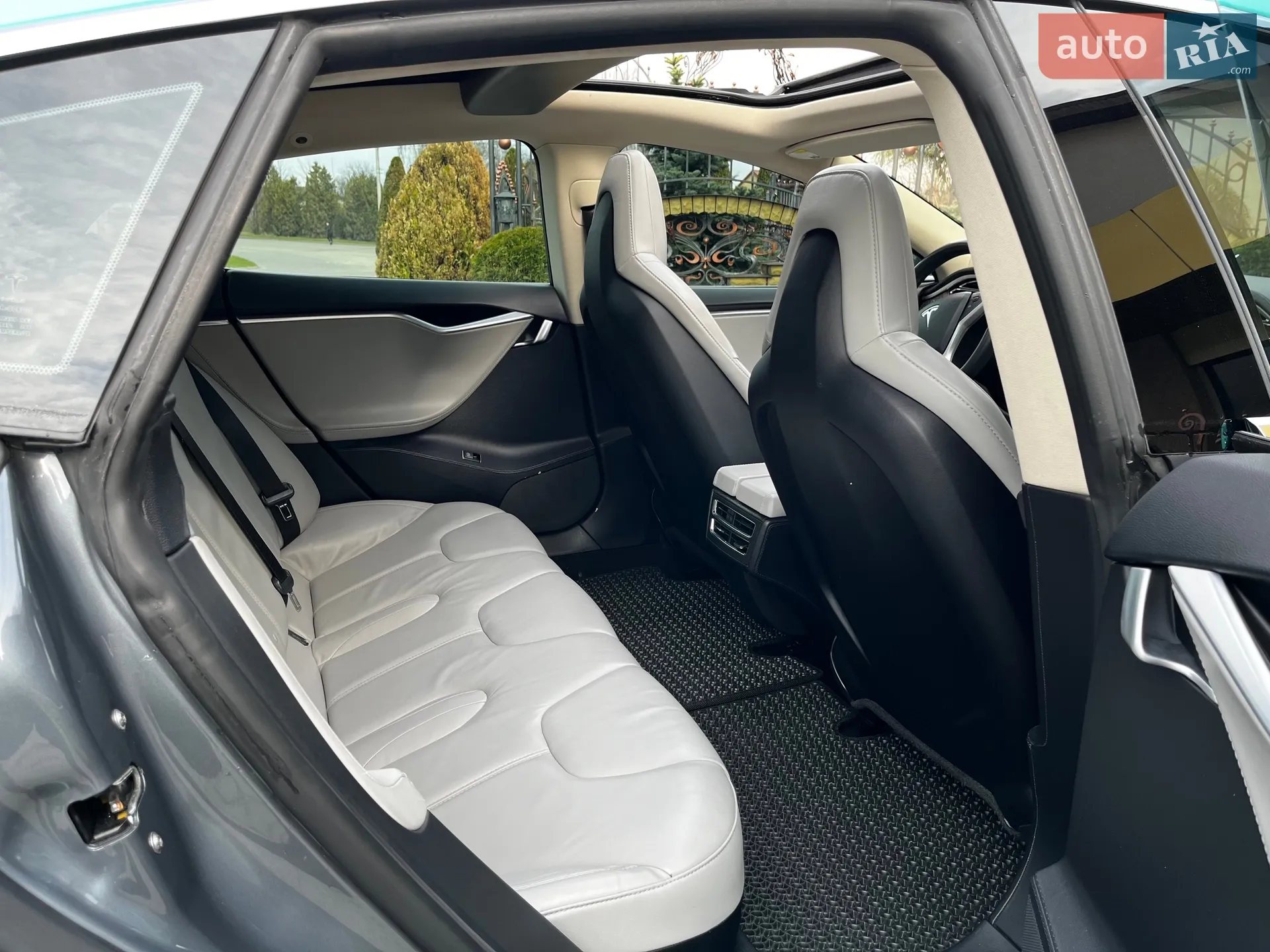2013 Tesla Model S - мініатюра 107