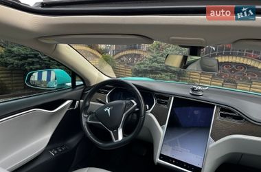 Ліфтбек Tesla Model S 2013 в Шепетівці