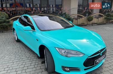 Ліфтбек Tesla Model S 2013 в Шепетівці
