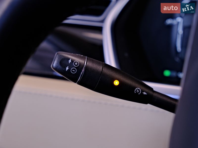 Лифтбек Tesla Model S 2014 в Одессе фото 25 Лифтбек Tesla Model S 2014 в Одессе