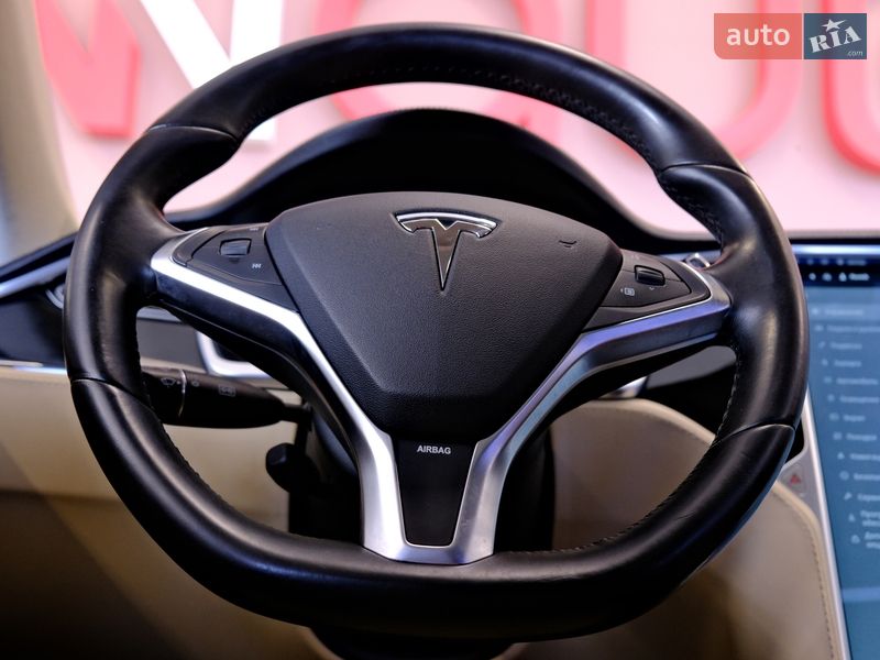 Лифтбек Tesla Model S 2014 в Одессе фото 44 Лифтбек Tesla Model S 2014 в Одессе