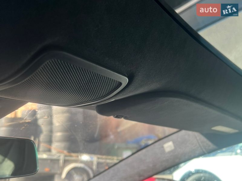 Ліфтбек Tesla Model S 2020 в Одесі фото 10 Ліфтбек Tesla Model S 2020 в Одесі