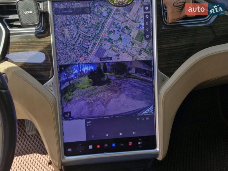 Лифтбек Tesla Model S 2016 в Николаеве