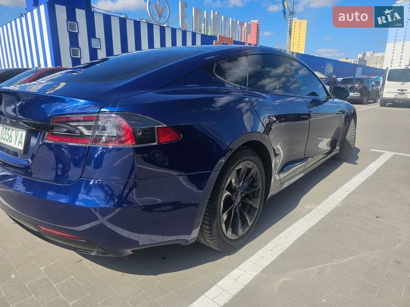 Ліфтбек Tesla Model S 2017 в Броварах