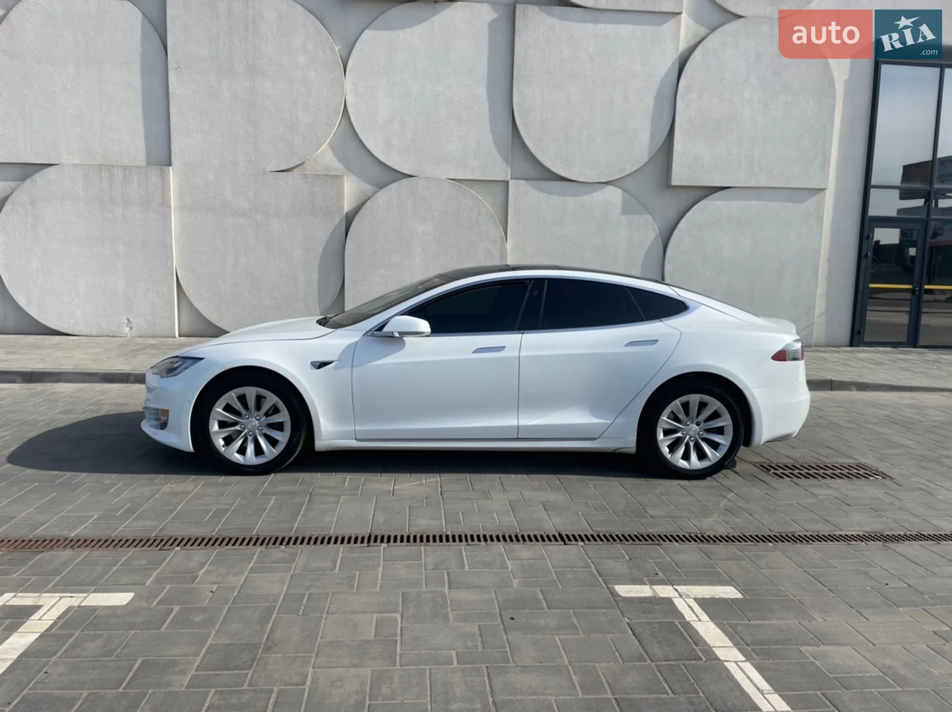 2018 Tesla Model S - мініатюра 10
