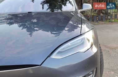 Ліфтбек Tesla Model S 2016 в Миколаєві