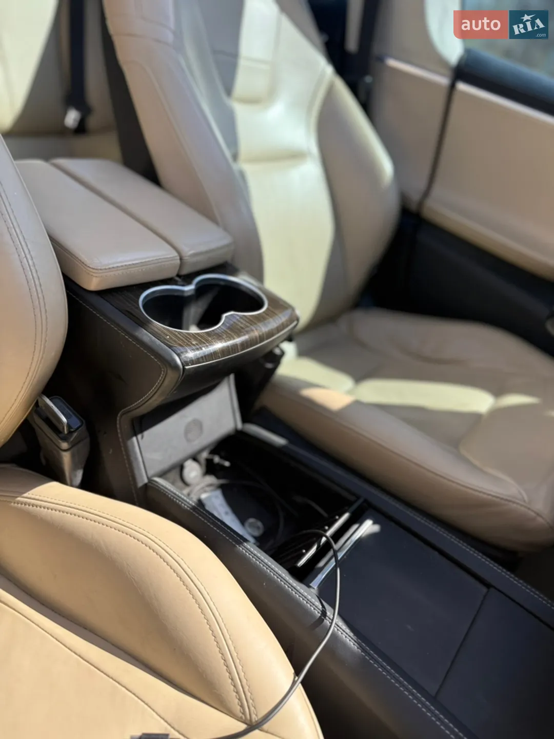 2015 Tesla Model S - мініатюра 25