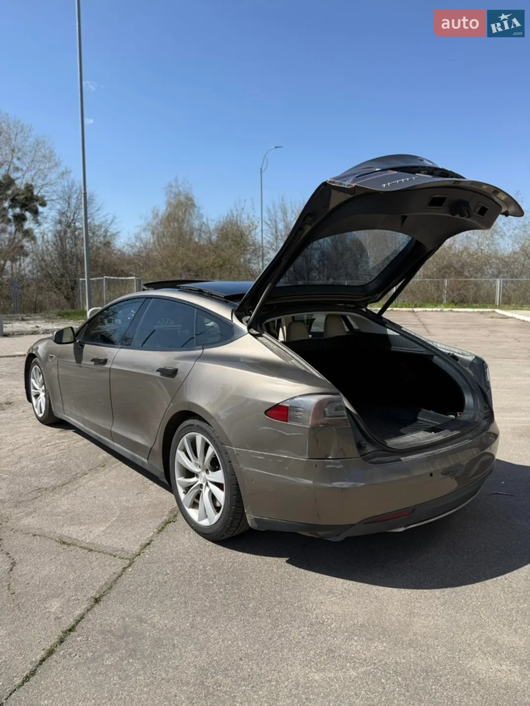 2015 Tesla Model S - мініатюра 10
