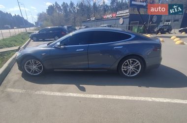 Ліфтбек Tesla Model S 2014 в Житомирі