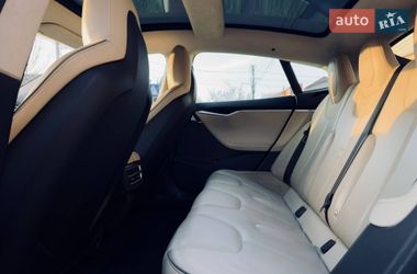 Ліфтбек Tesla Model S 2014 в Одесі