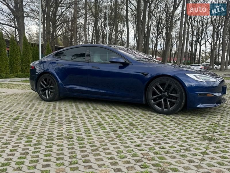 Лифтбек Tesla Model S 2022 в Харькове
