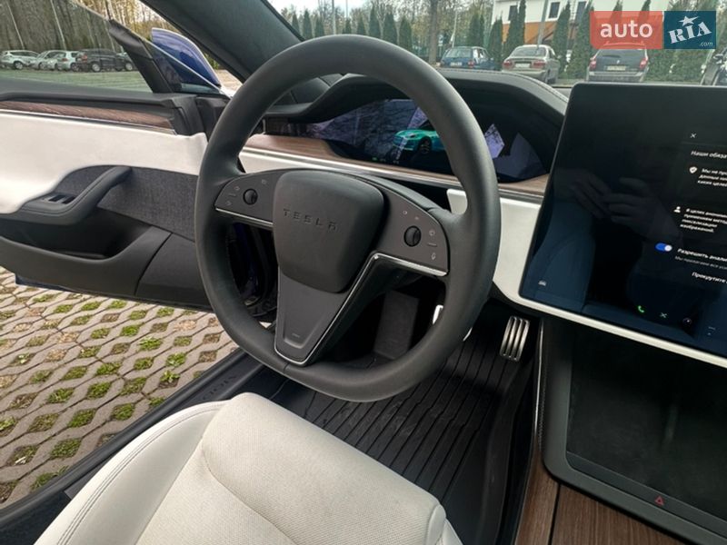 Лифтбек Tesla Model S 2022 в Харькове