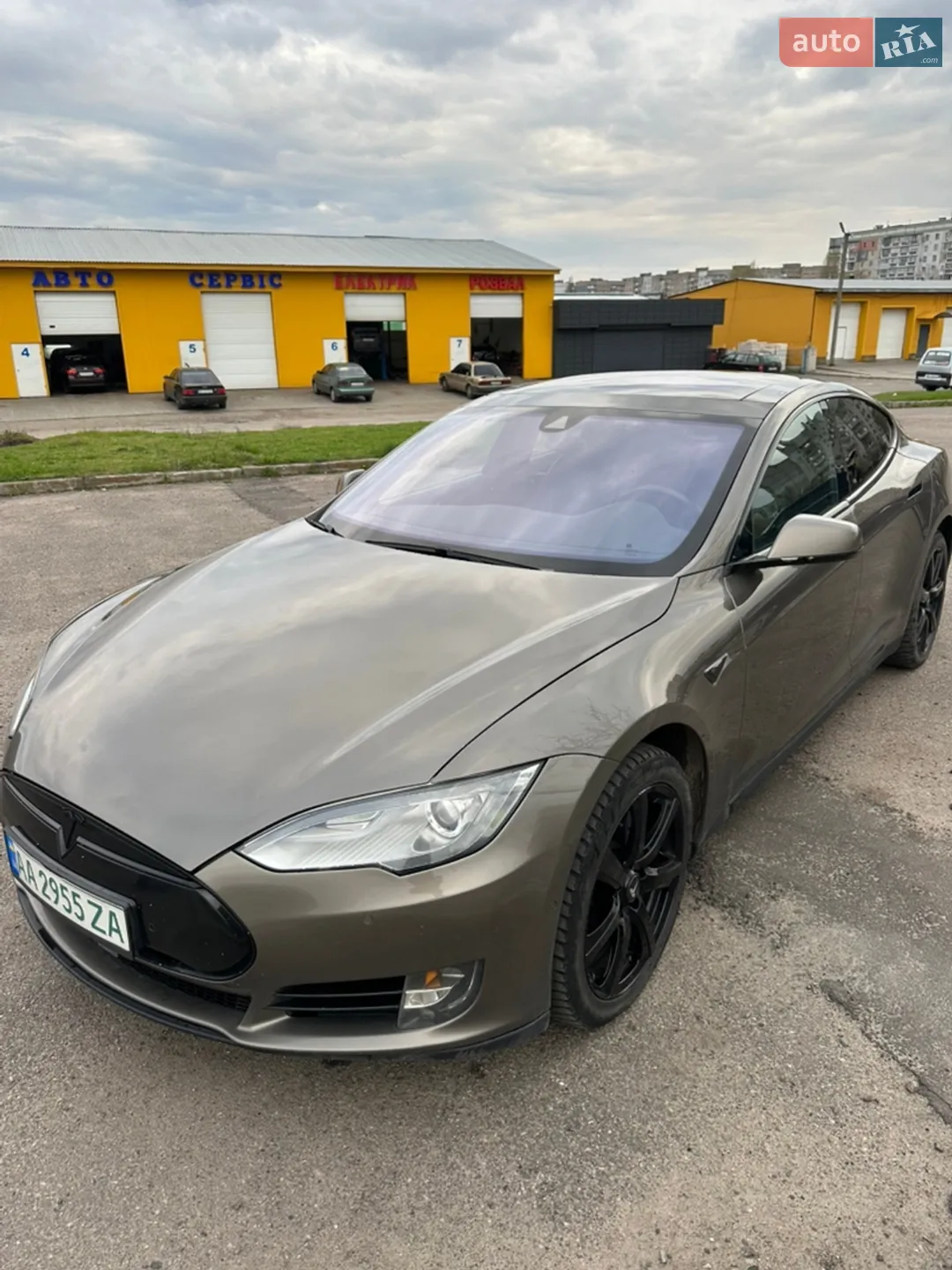2015 Tesla Model S - мініатюра 4