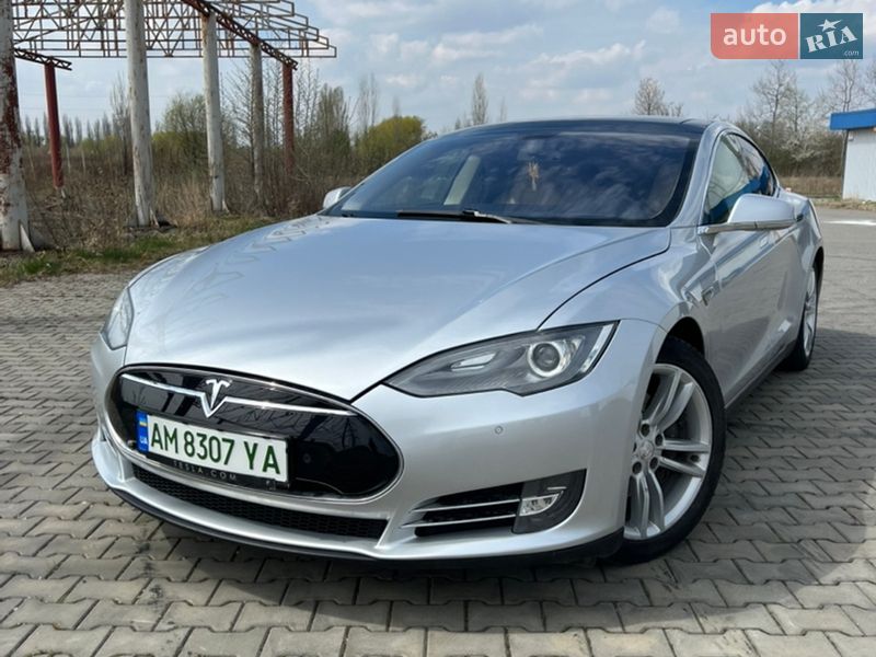2014 Tesla Model-S, VIN 5YJSA3H13EFP31194:plate — фото 1 (autoria)