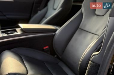 Лифтбек Tesla Model S 2024 в Виннице