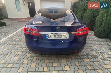 Ліфтбек Tesla Model S 2016 в Одесі