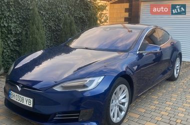 Лифтбек Tesla Model S 2016 в Одессе