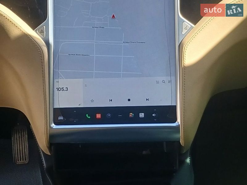 Лифтбек Tesla Model S 2016 в Одессе