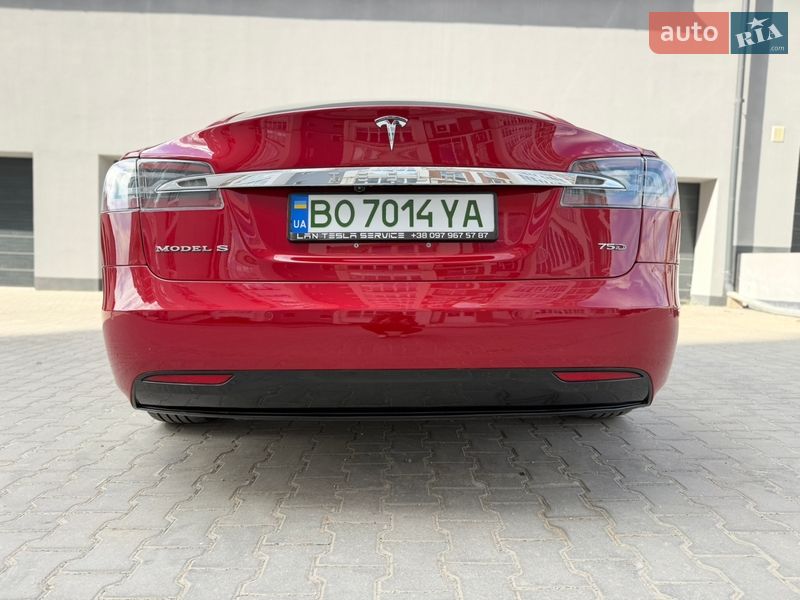 Ліфтбек Tesla Model S 2018 в Тернополі