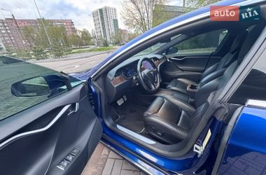Лифтбек Tesla Model S 2019 в Днепре