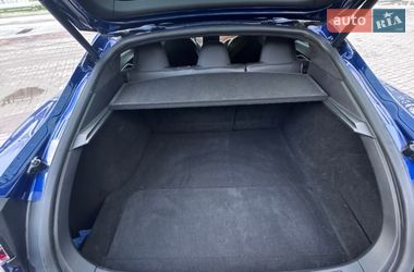 Лифтбек Tesla Model S 2019 в Днепре