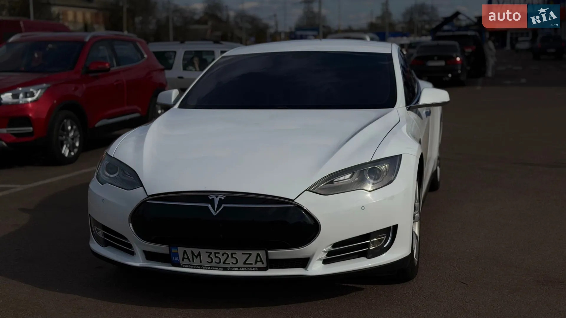 2014 Tesla Model S - мініатюра 2