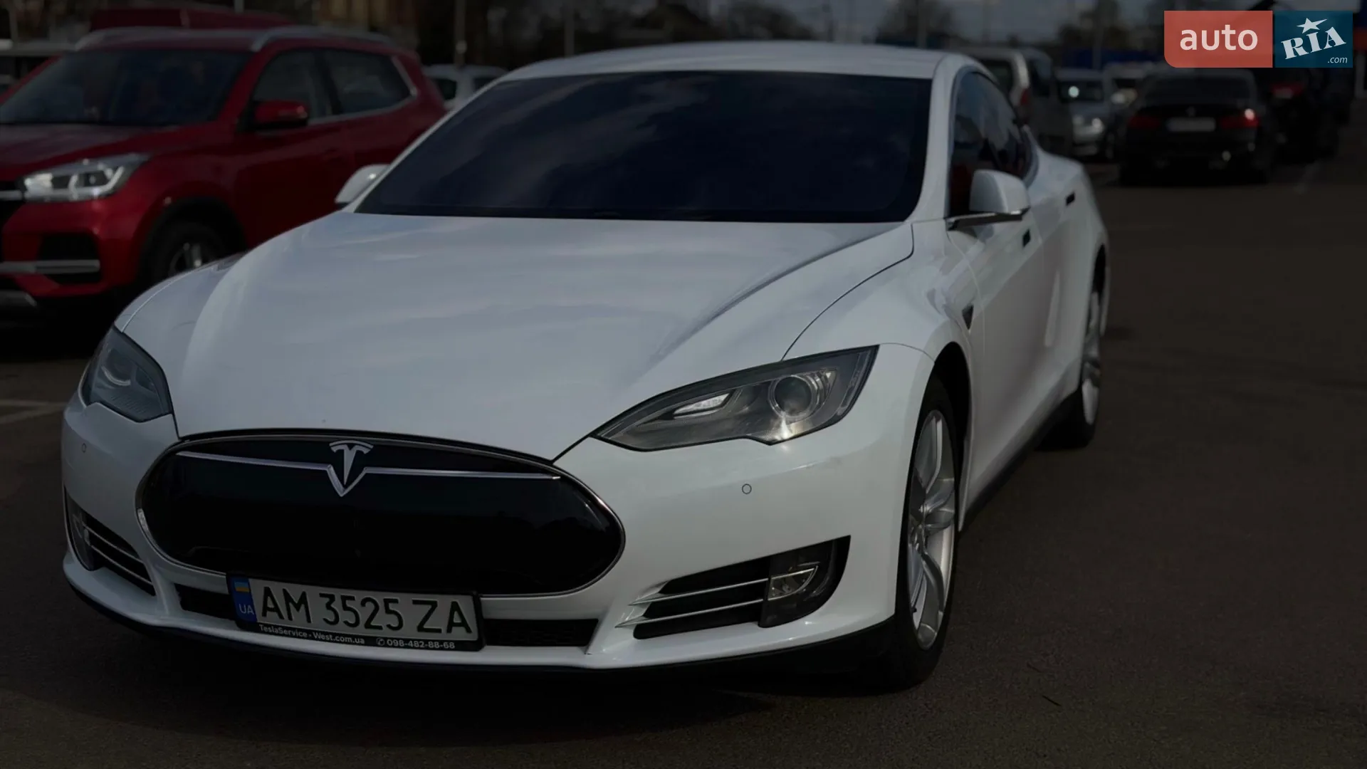 2014 Tesla Model S - мініатюра 10